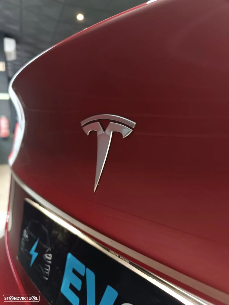 Tesla Model 3 Long-Range Dual Motor AWD - 35