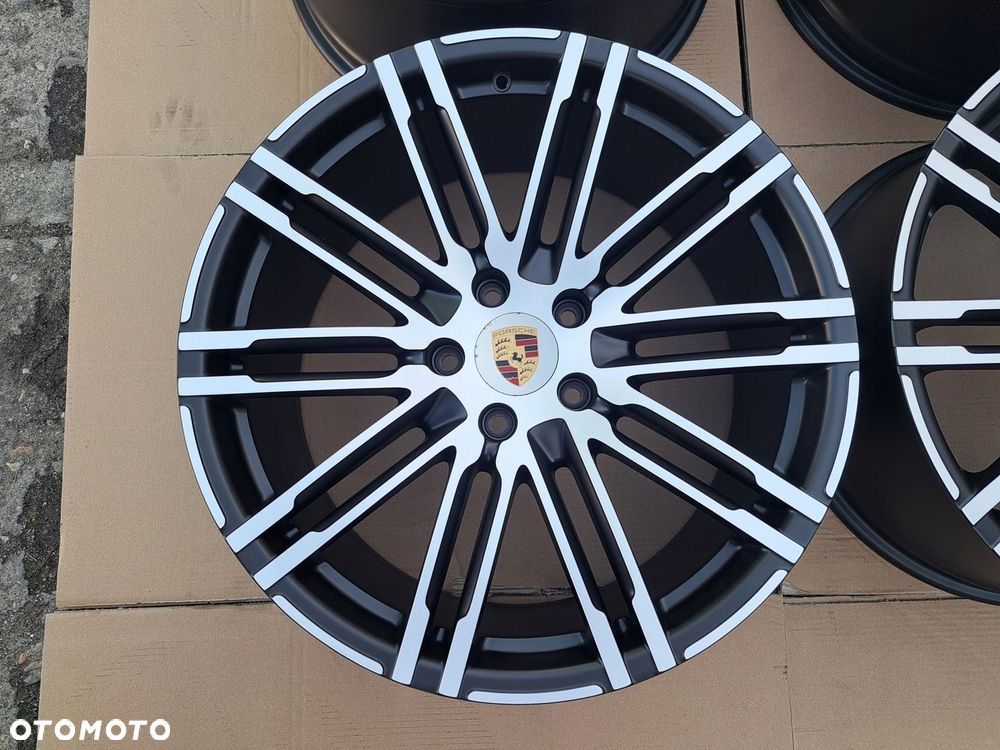 Oryg. Porsche Cayenne 21 Turbo 3 III 7P5 7P5601025AE BiColour - 1