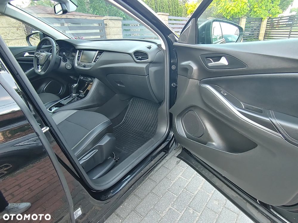 Opel Grandland X 1.2 Start/Stop Automatik Business Edition - 15