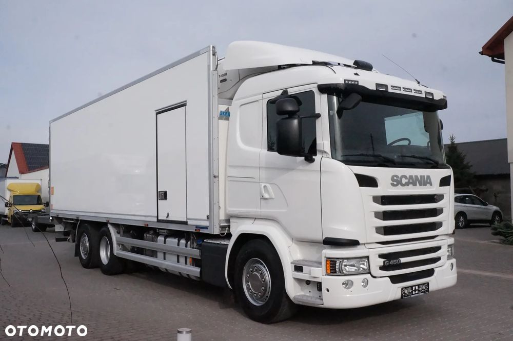 Scania G 450 6x2 CHŁODNIA KONTENER 8.45 m 21 PALET OŚ SKRĘTNA WINDA