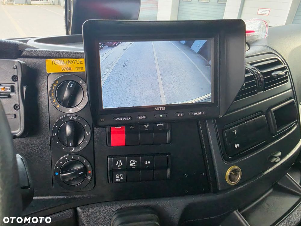 Mercedes-Benz Atego 1524 Chłodnia + Winda /Euro 6 / 2017 / 170 tys. km / 20 EP / Pneumatyka / Tempomat - 27