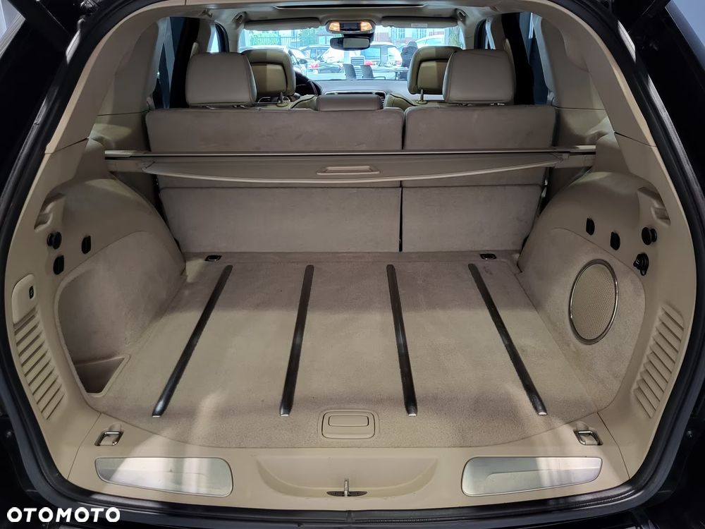 Jeep Grand Cherokee IV WK2 Lift 10-20r Wykładzina Podłogi Lewa-Prawa-Tylna Jasna Overland - 3