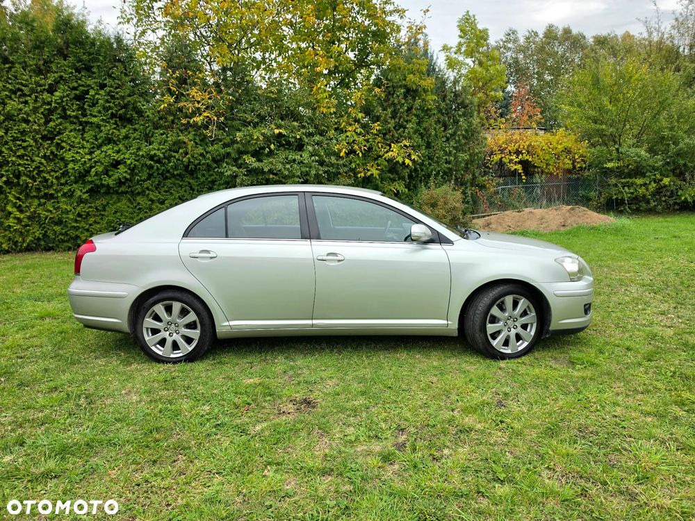 Toyota Avensis 2.0 D-4D Business Edition - 20