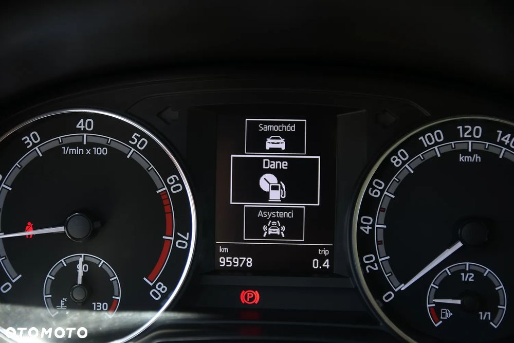 Skoda Fabia 1.0 MPI Clever - 29