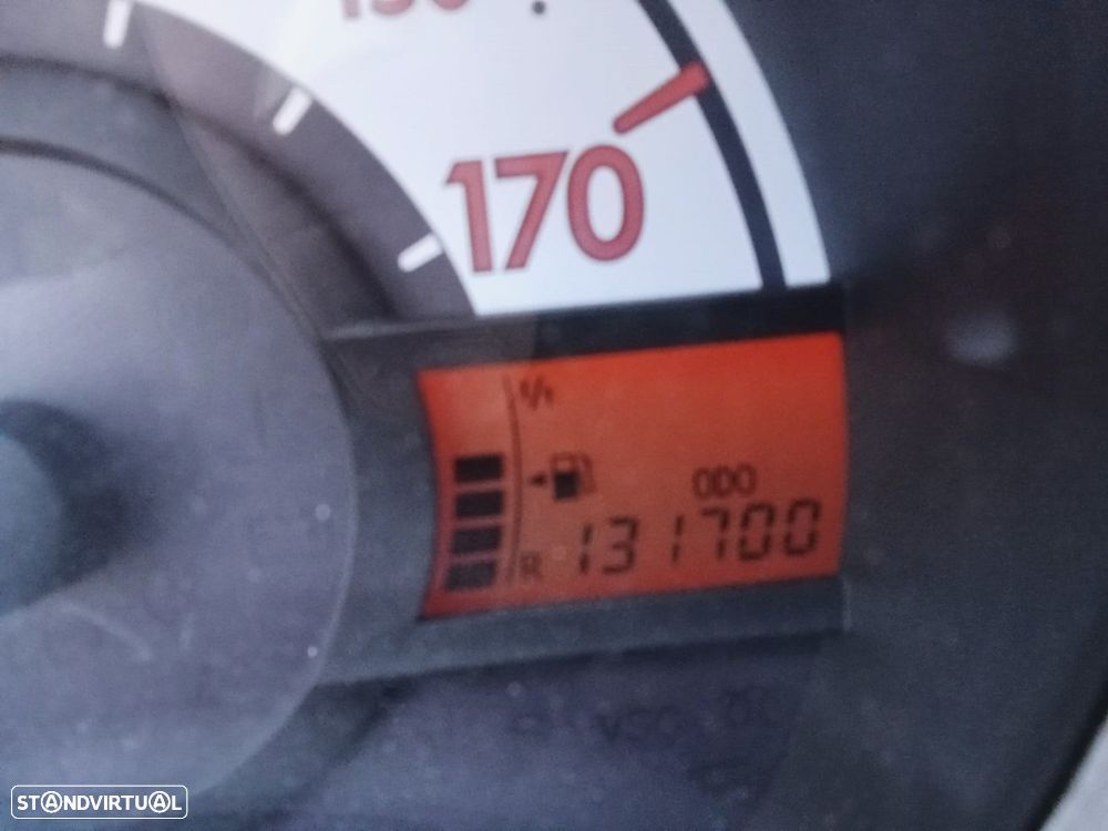 Peugeot 107 1.4 HDi Trendy - 11