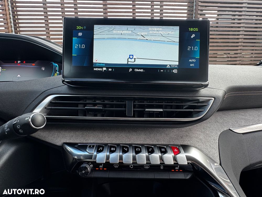 Peugeot 3008 PHEV 225 EAT8 GT - 23