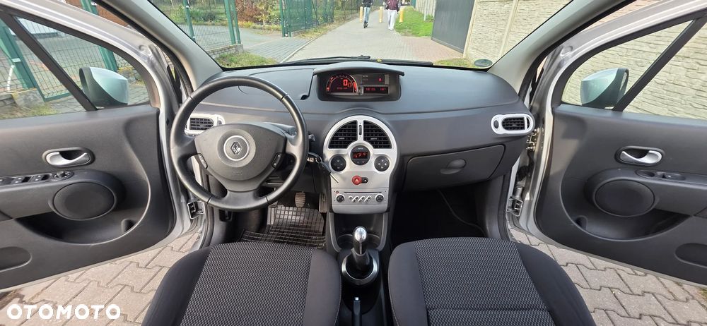 Renault Modus - 18