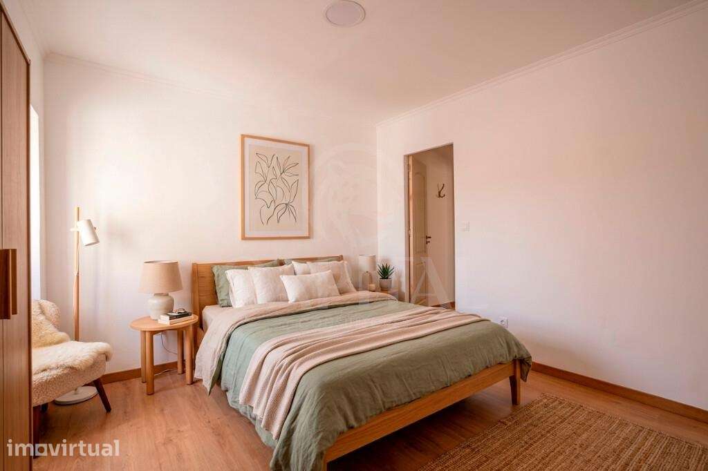 Oportunidade! Moradia T2 com 2 Suites em Unhos – Moderna, Pronta a Hab - Grande imagem: 3/39
