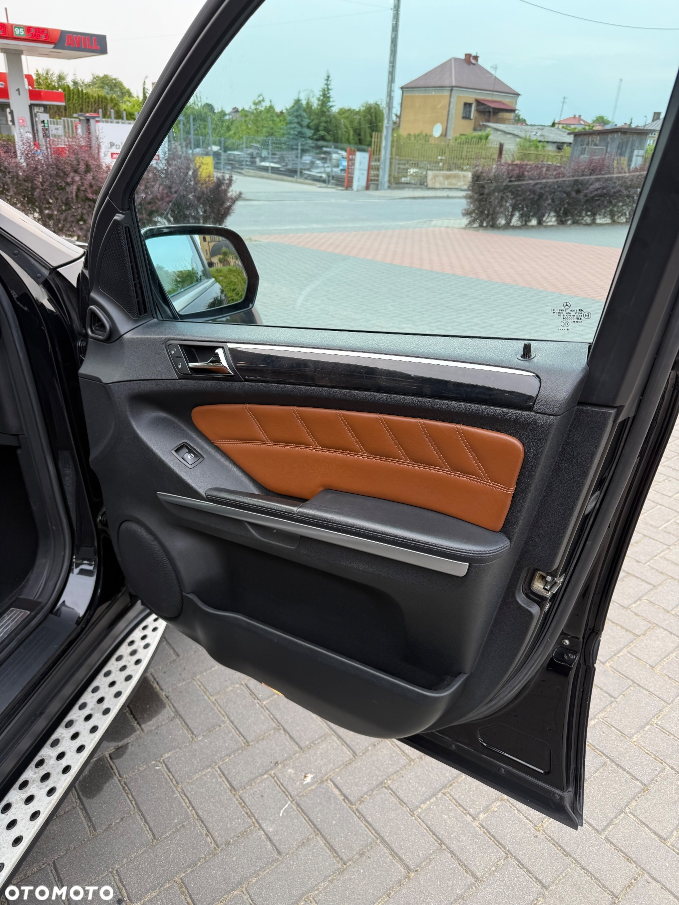 Mercedes-Benz ML - 10