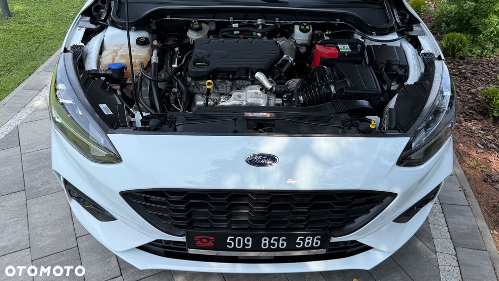 Ford Focus 1.5 EcoBlue Start-Stopp-System ST-LINE DESIGN - 10