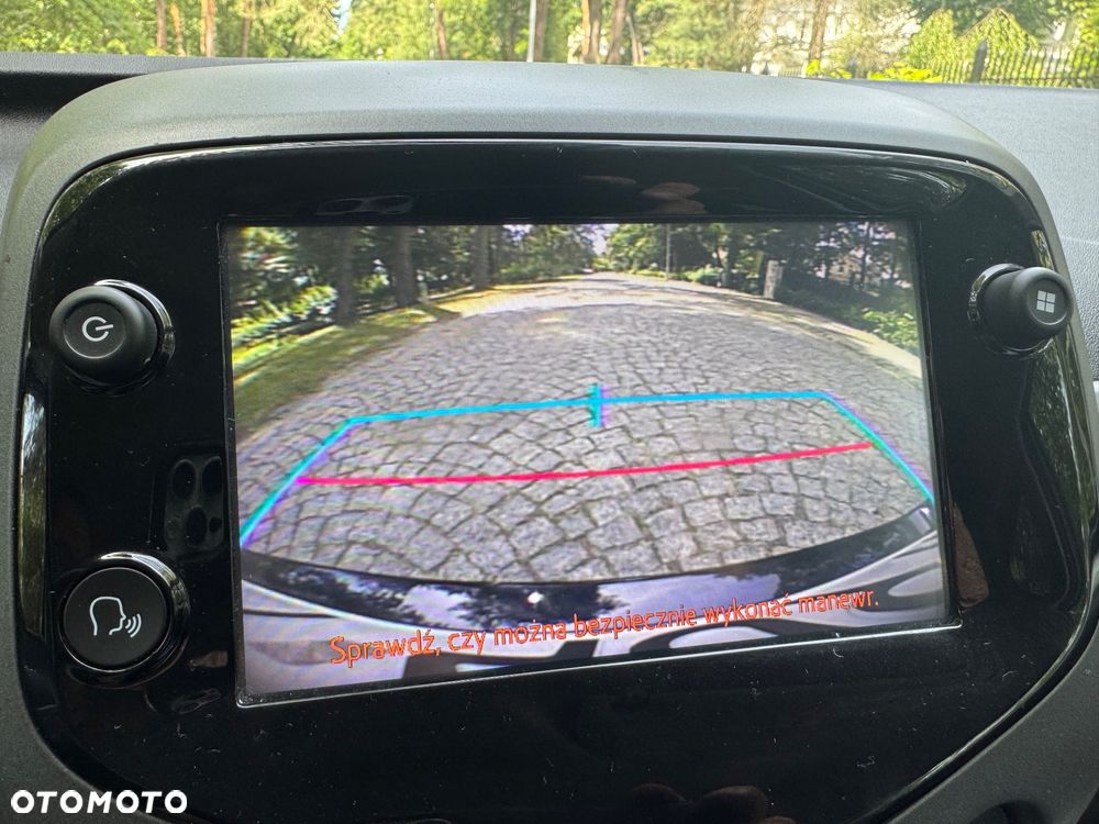 Toyota Aygo 1.0 VVT-i JBL Edition - 21