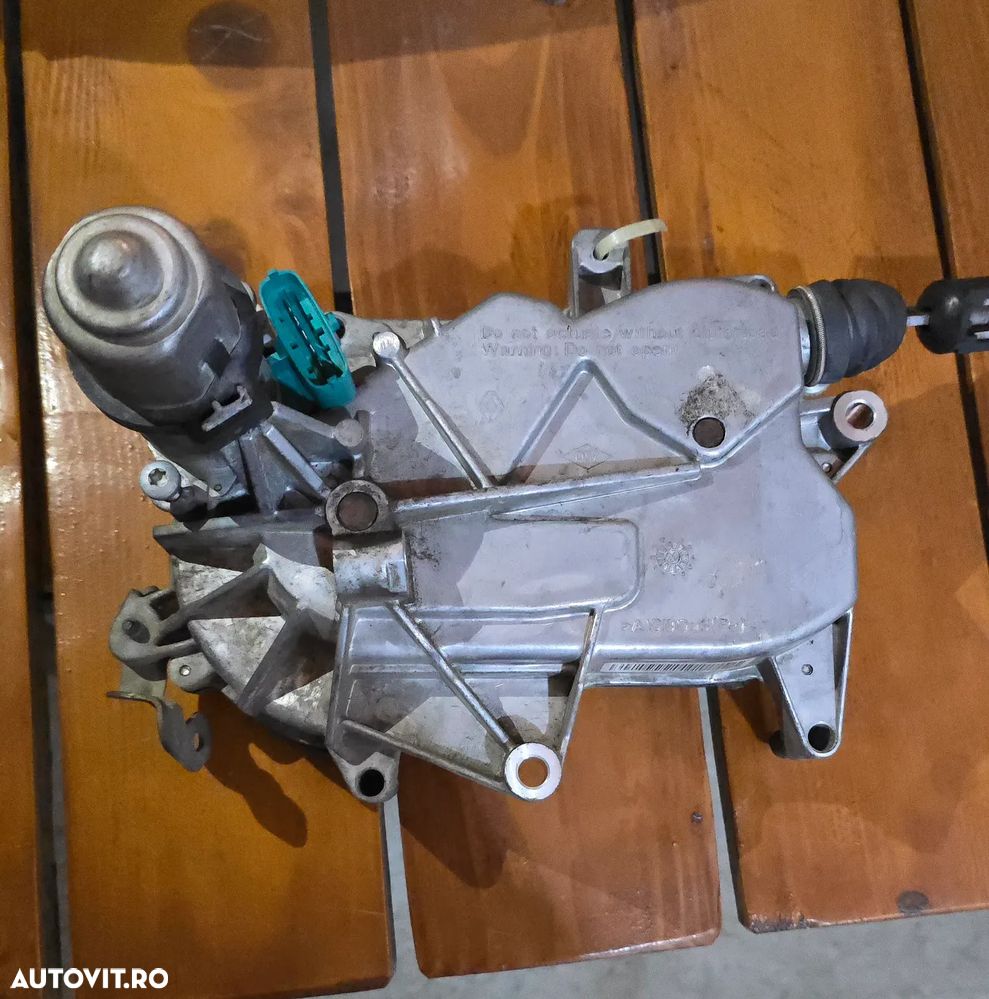 Vând cutie Easy-R, automată  Dacia Logan 0.9 2019 - 7