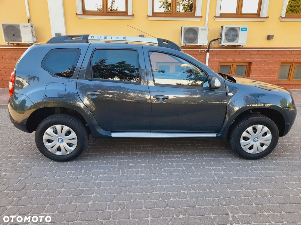 Dacia Duster 1.6 SCe Laureate S&S - 6