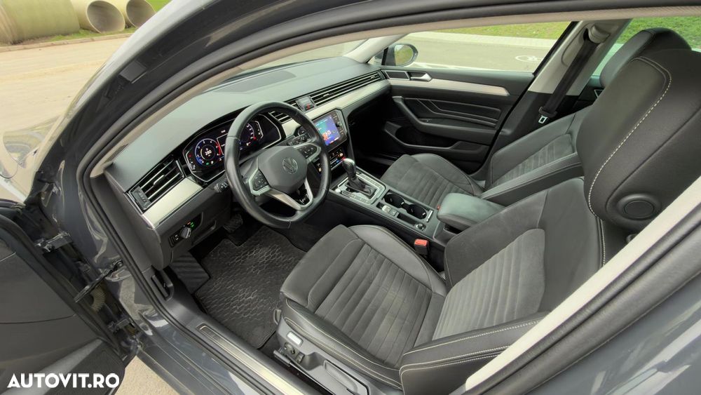Volkswagen Passat 2.0 TDI DSG 4Mot Highline - 7