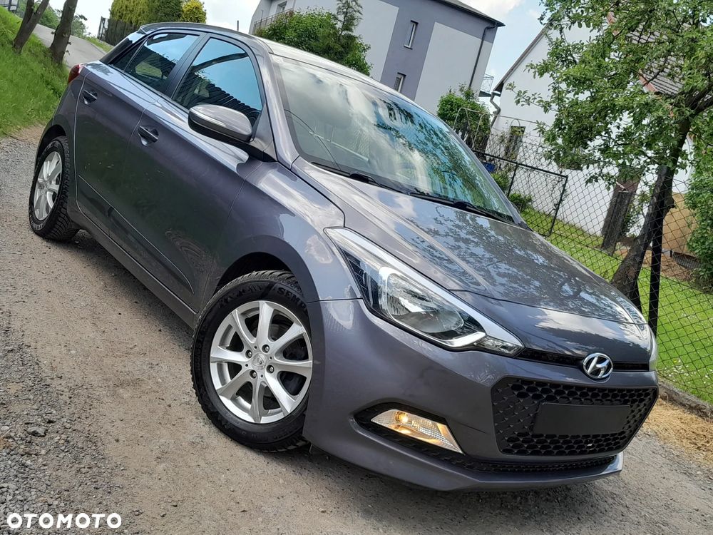 Hyundai i20 - 17
