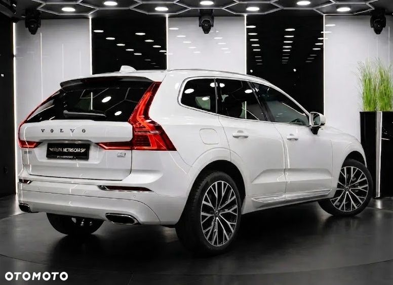 Volvo XC 60 T8 Plug-In Hybrid AWD R-Design - 7