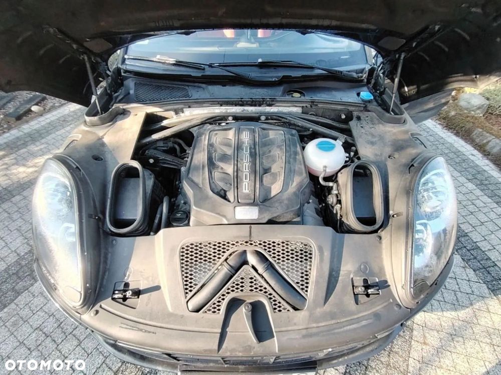 Porsche Macan GTS - 24