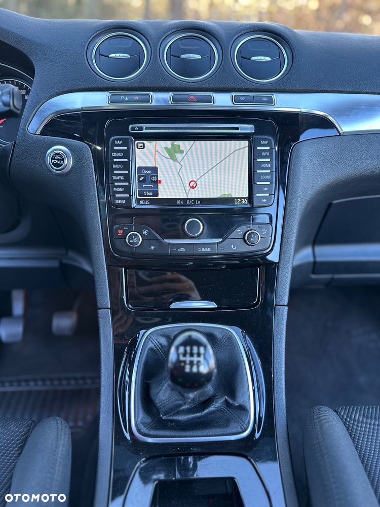 Ford S-Max 2.0 TDCi Titanium - 24