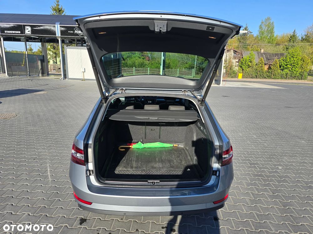 Skoda Superb 1.8 TSI Ambition - 15