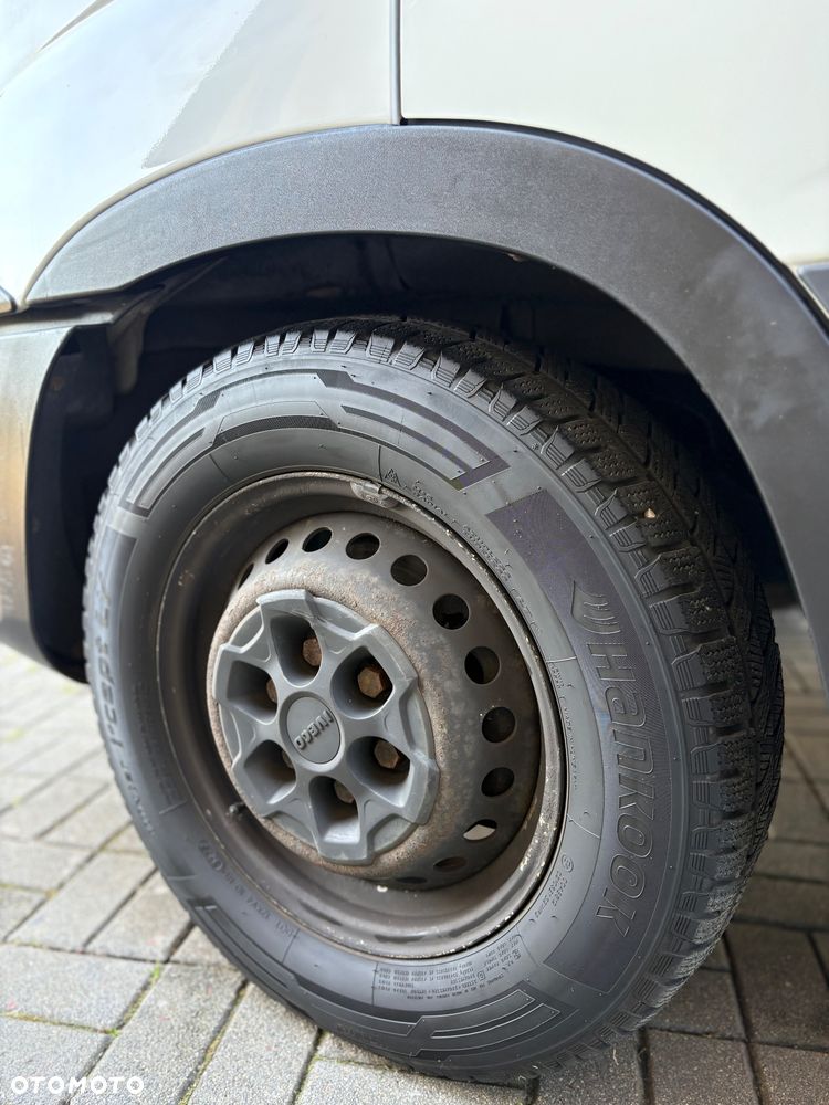 Iveco Daily 35S20 - 34