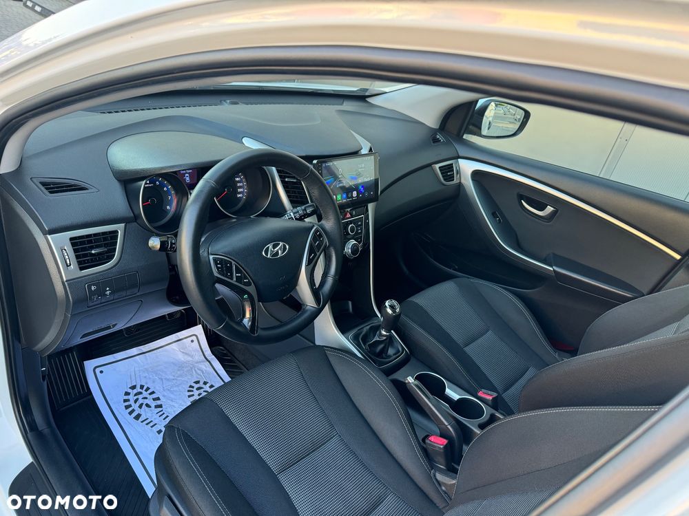 Hyundai i30 1.4 Premium - 9