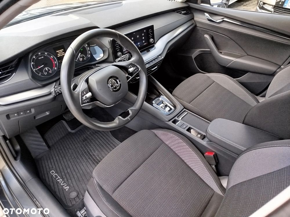 Skoda Octavia - 10
