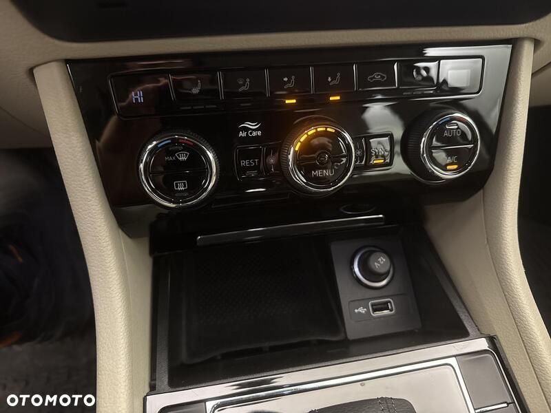 Skoda Superb 2.0 TDI Style DSG - 17