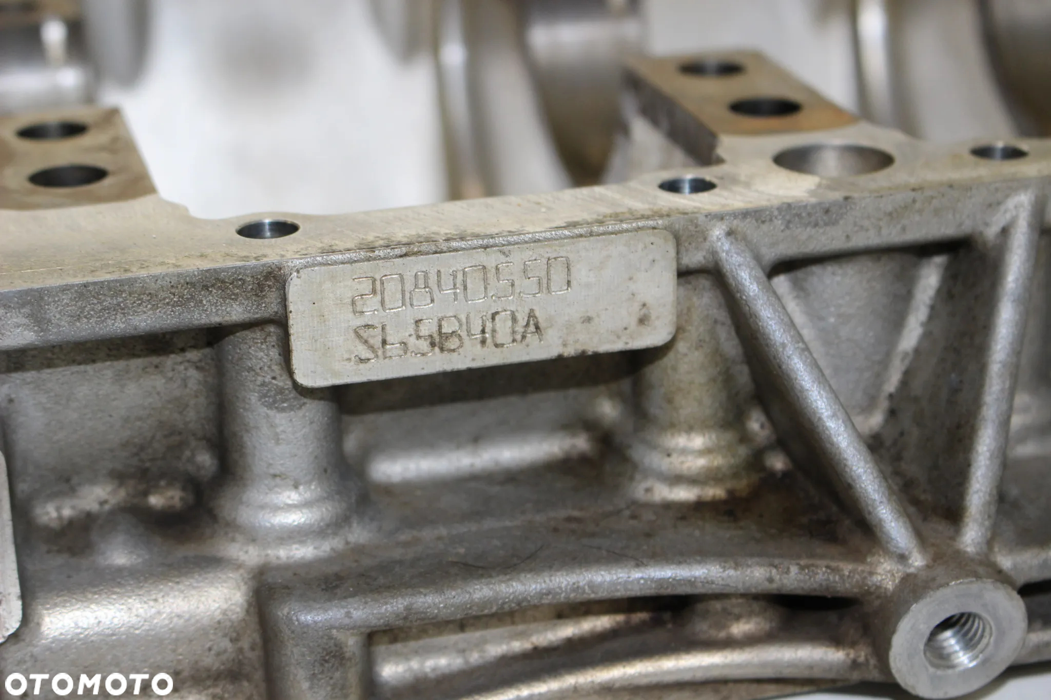 GOLY BLOK SILNIKA BMW M3 4.0 V8 E90 E92  7837647 S65B40A - 3