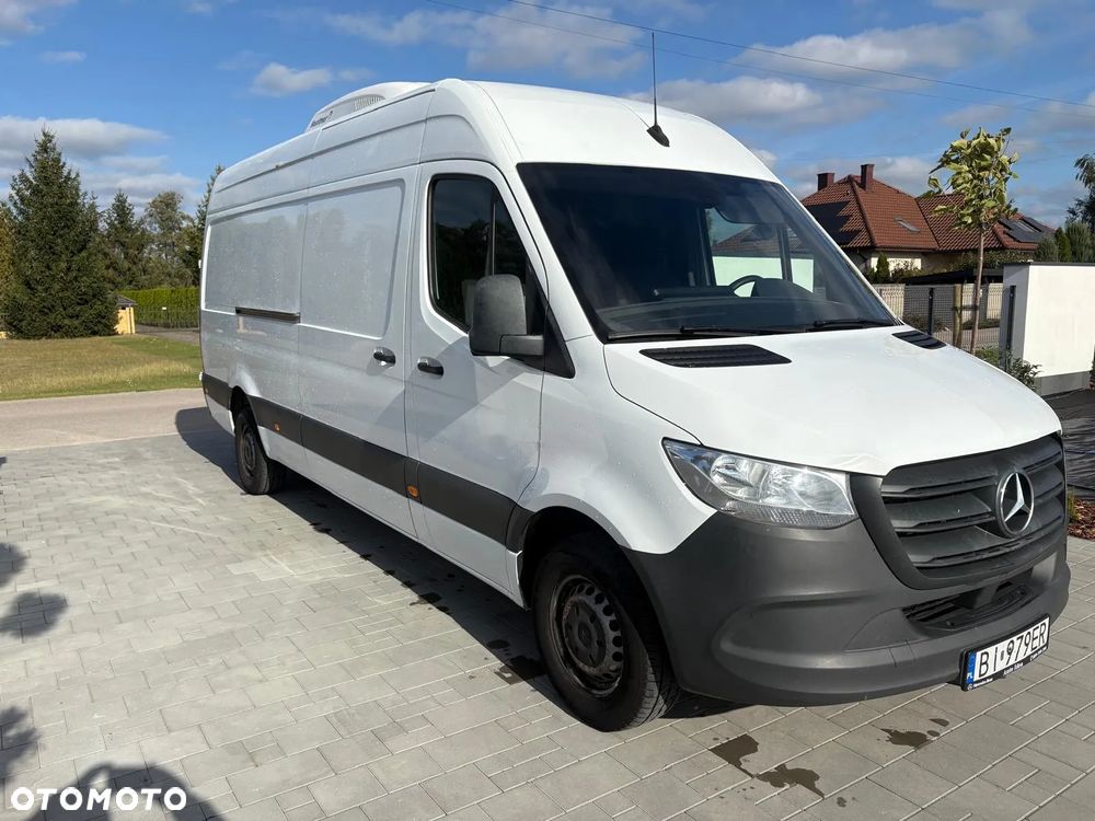 Mercedes-Benz Sprinter - 3