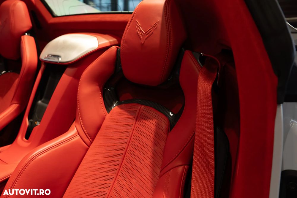 Chevrolet Corvette - 8