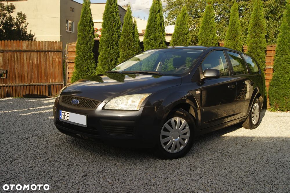 Ford Focus 1.6 Ambiente - 3