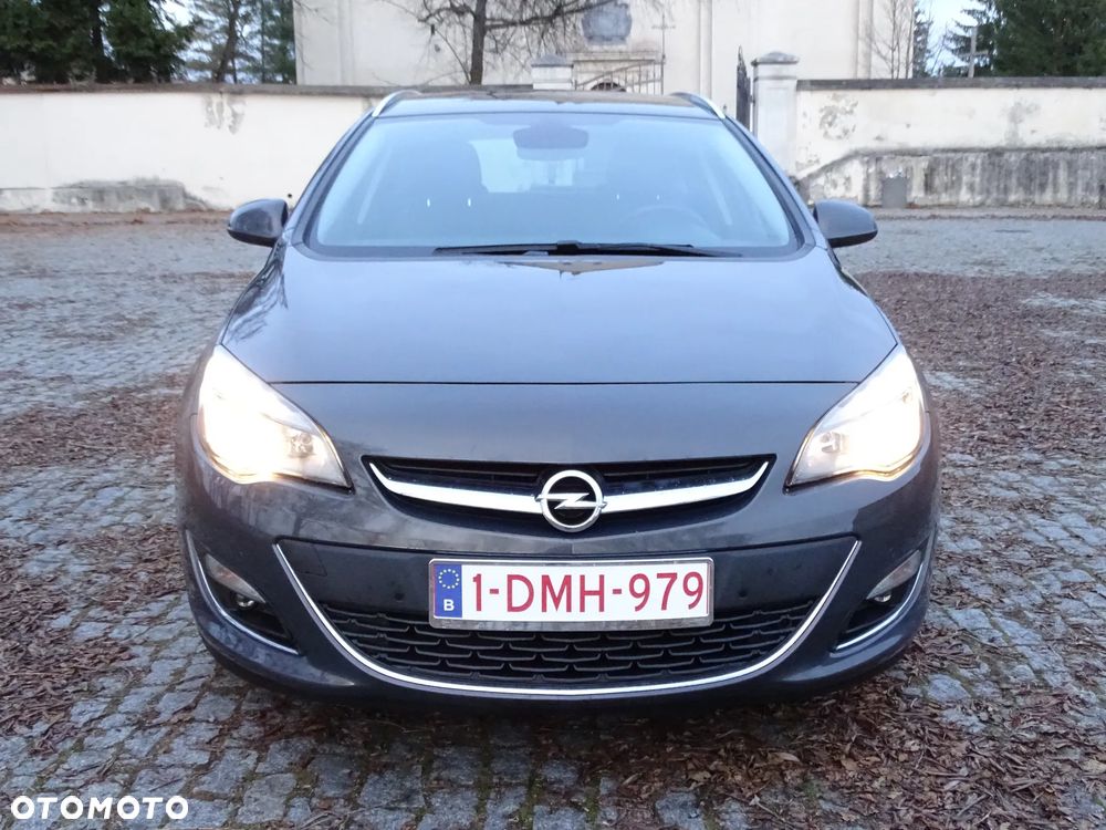 Opel Astra 1.6 CDTI DPF ecoFLEX TourerStart/Stop Exklusiv - 1