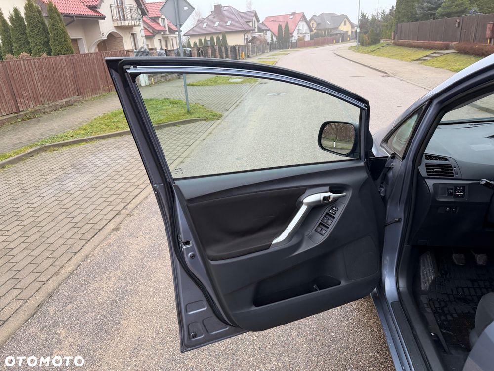 Toyota Verso 1.6 5-Sitzer Edition S+ - 24