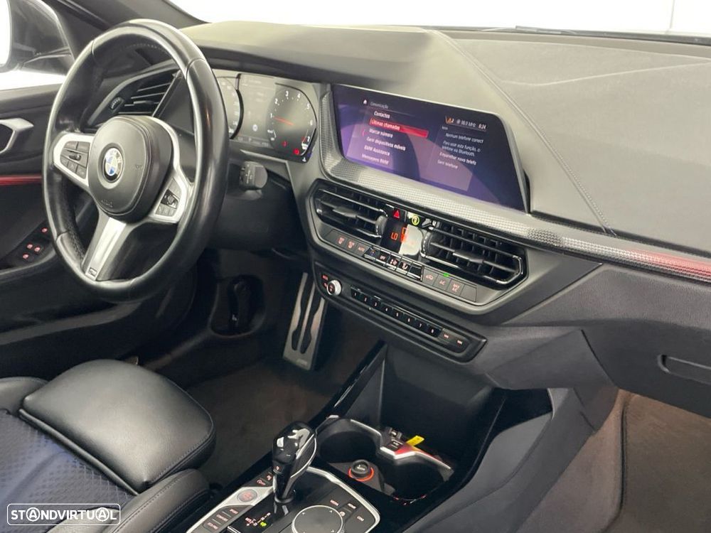 BMW 118 i Pack Desportivo M Auto - 22
