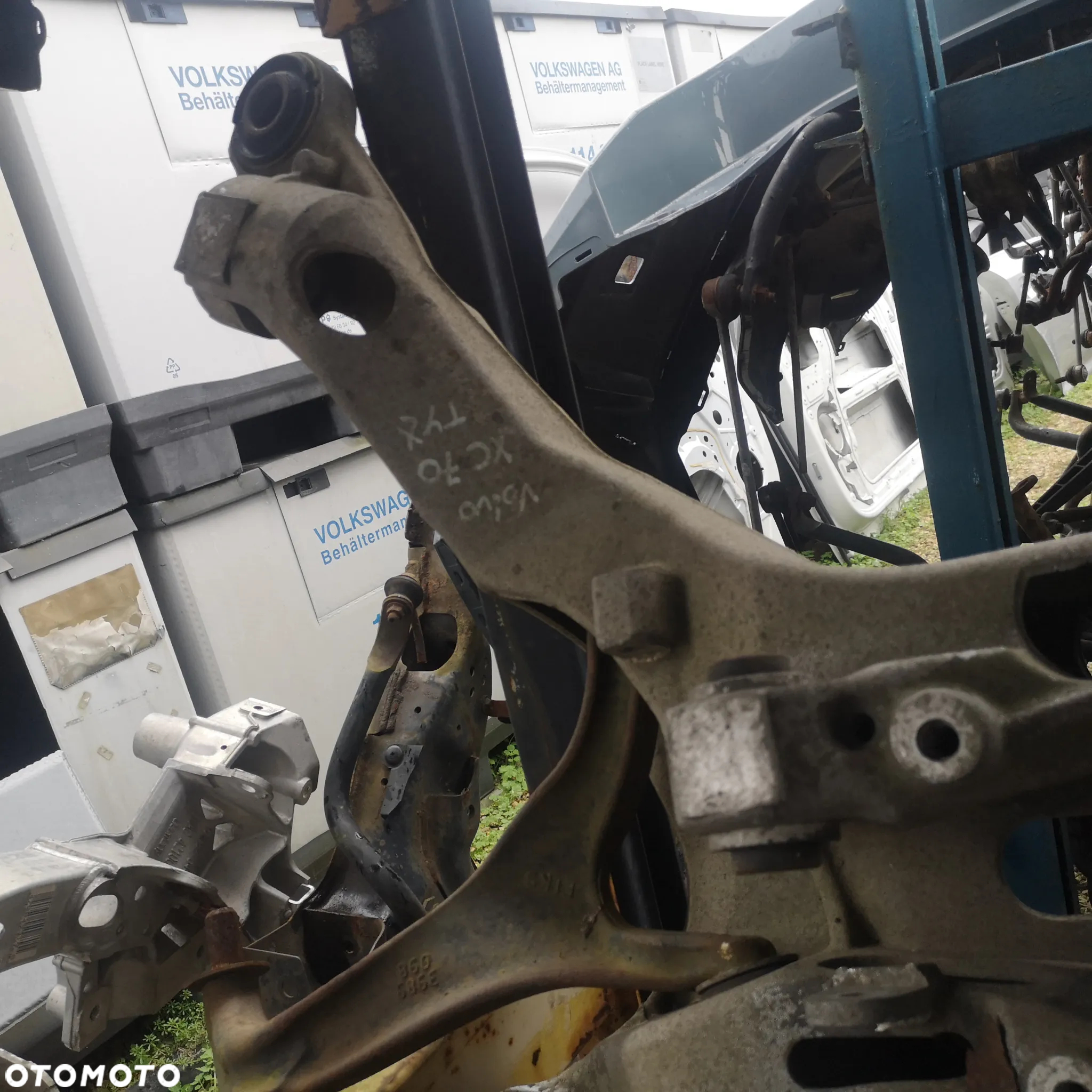 WÓZEK SANKI KOŁYSKA TRAWERS TYŁ VOLVO V70 XC70 - 3