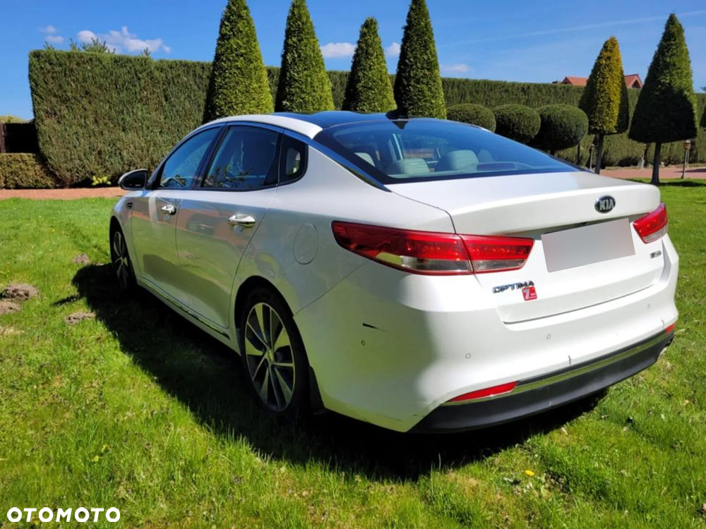 Kia Optima 1.7 CRDI XL DCT - 10