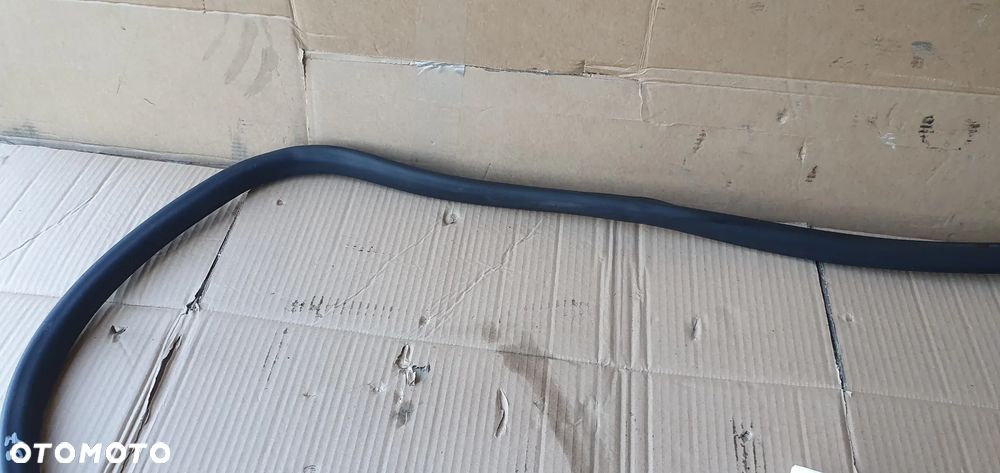 Uszczelka drzwi lewy przód przednia lewa VW Passat B7 3C4867911B - 2