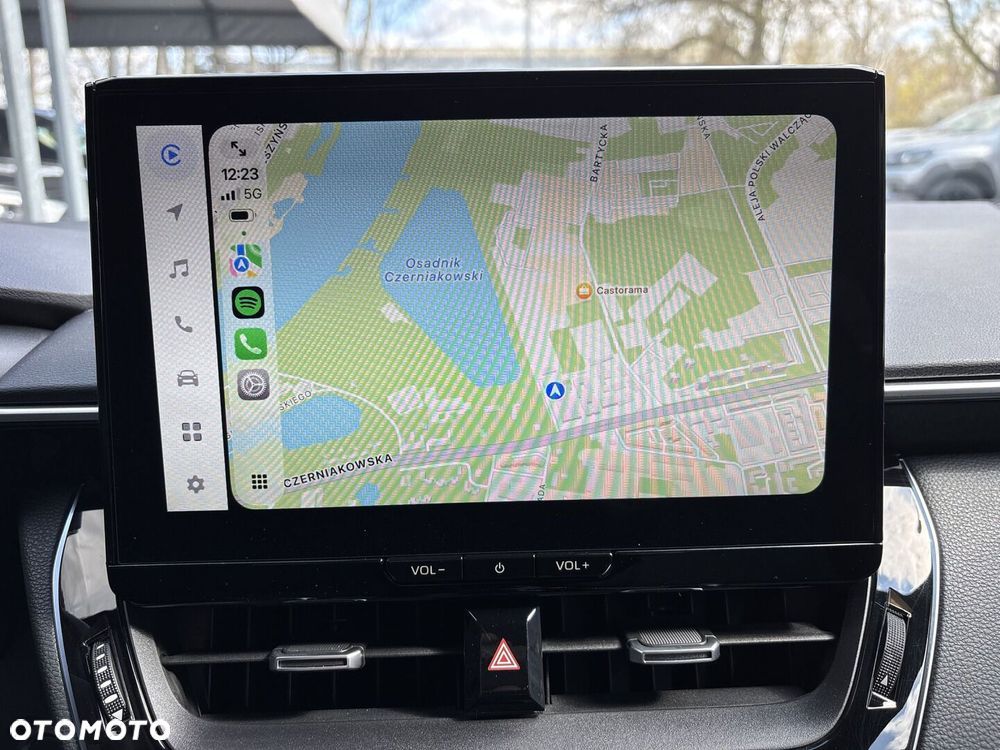 Toyota Corolla 1.8 Hybrid Style - 17