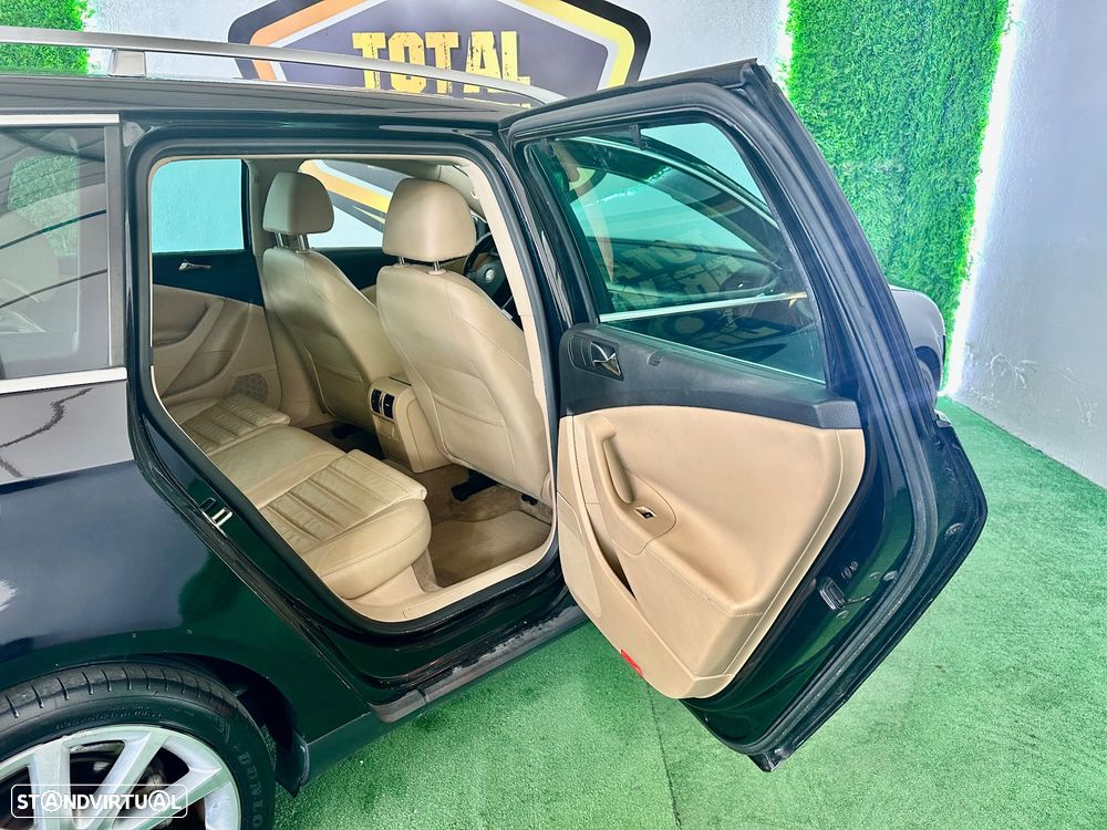 VW Passat Variant 2.0 TDi Highline DSG - 16