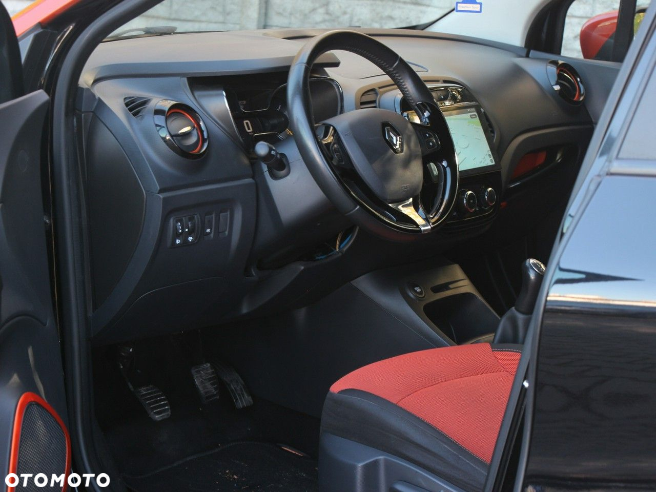 Renault Captur - 13