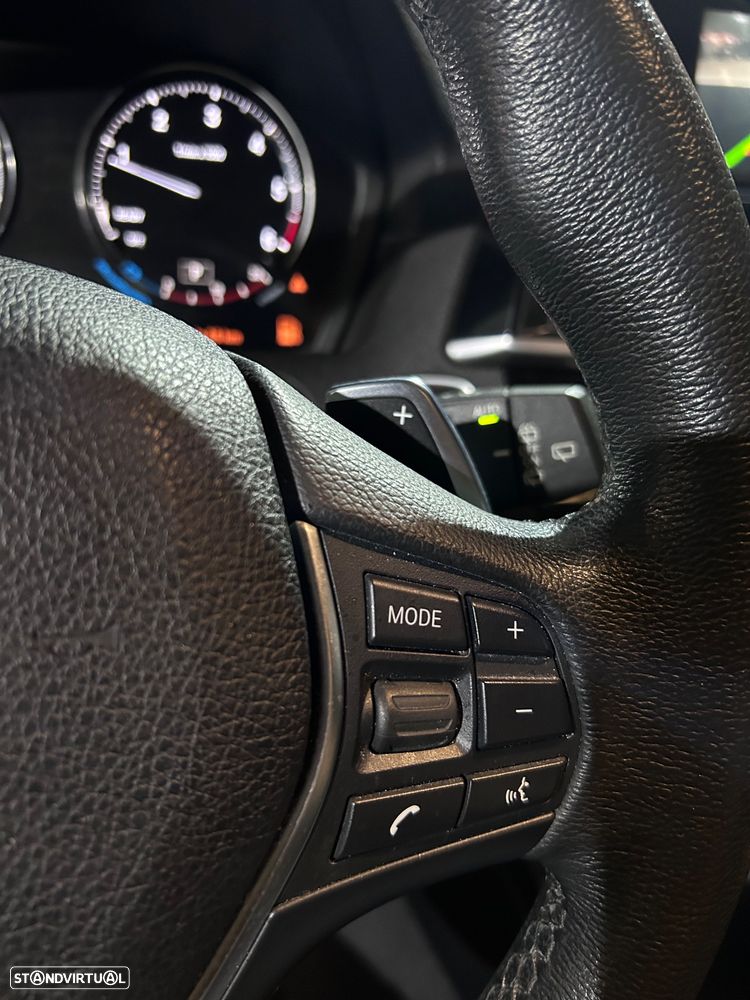 BMW 118 d Aut. Sport Line - 14