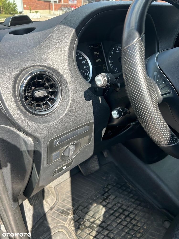 Mercedes-Benz VITO - 10