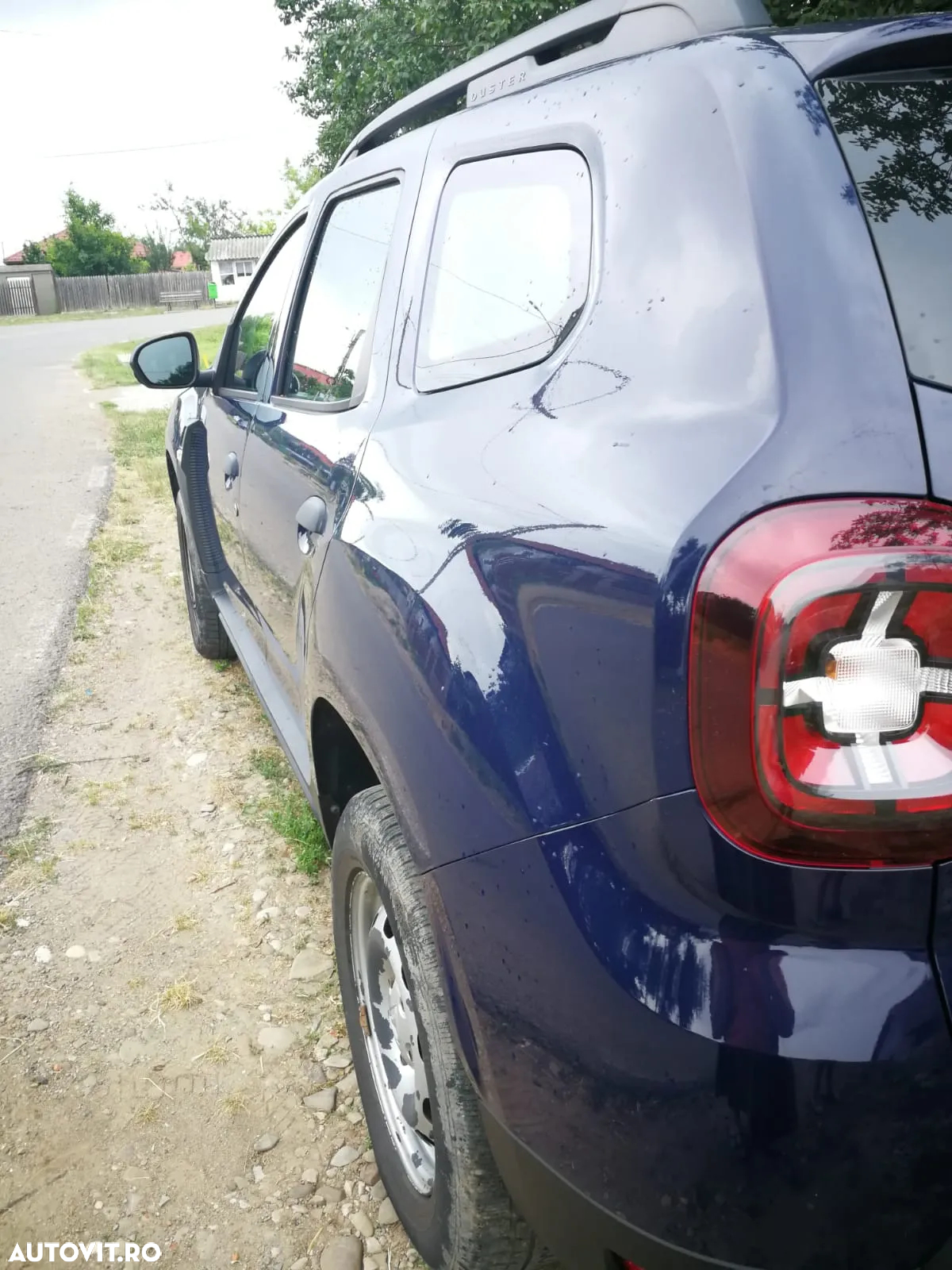 Dacia Duster 1.6 SCe Essential - 3