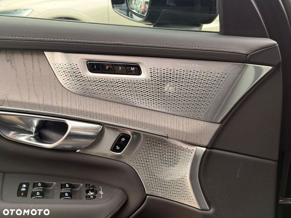Volvo XC 90 - 26