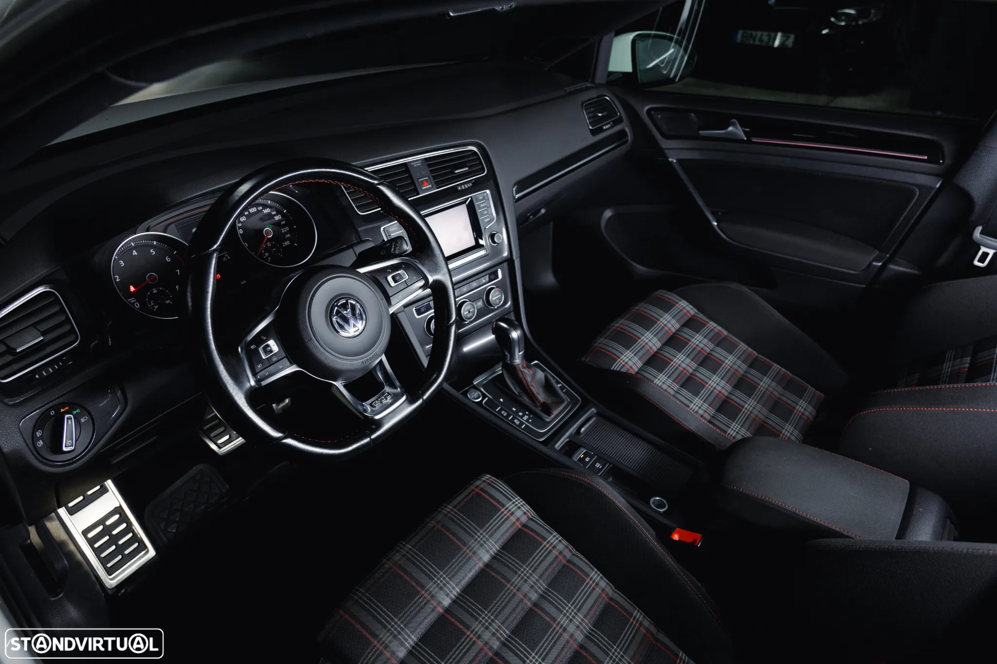 VW Golf 2.0 TSi GTi DSG Performance - 5