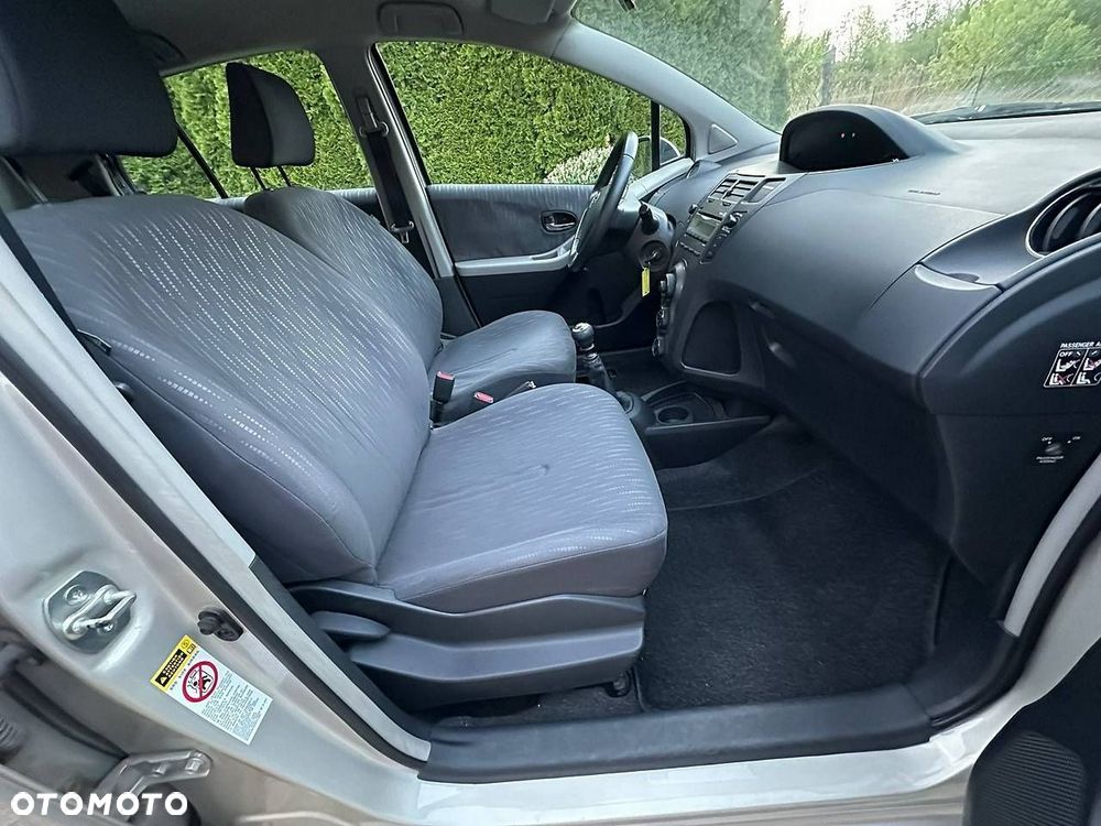 Toyota Yaris - 9