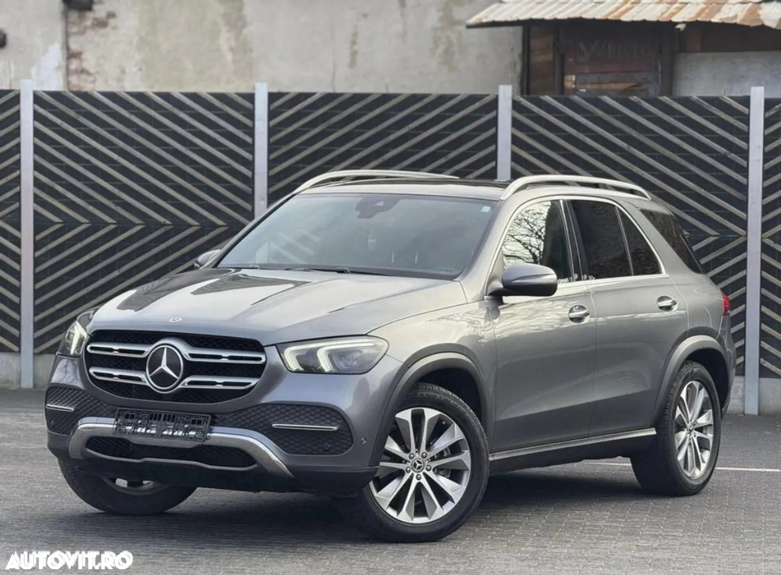 Mercedes-Benz GLE - 4