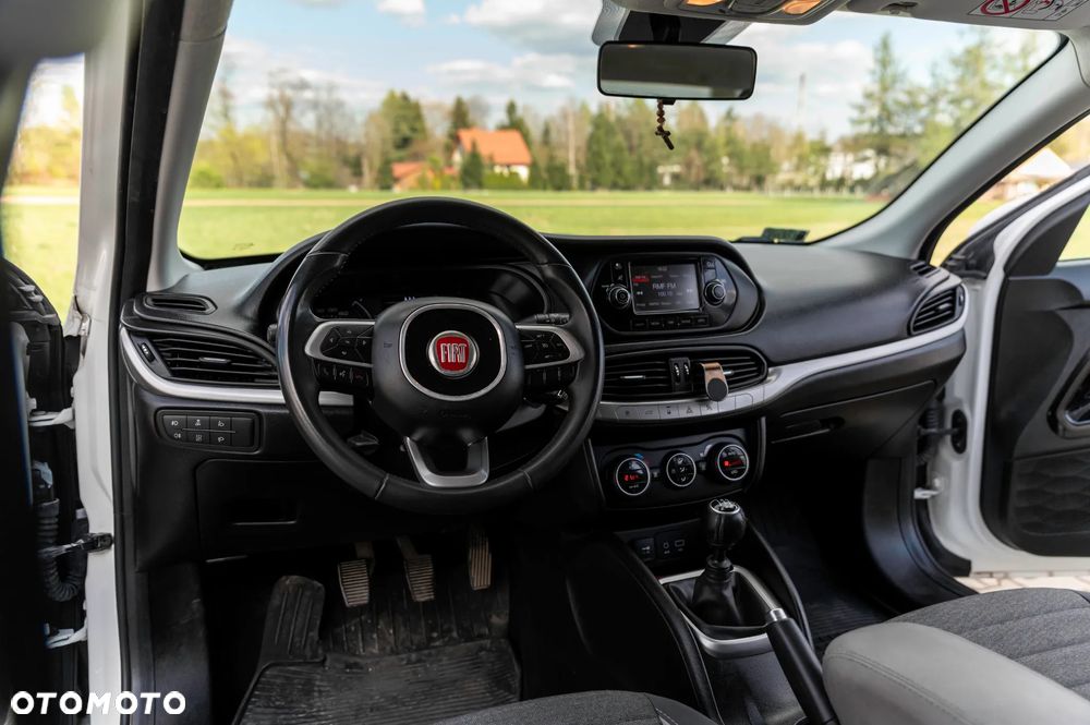 Fiat Tipo 1.4 16v Easy - 36