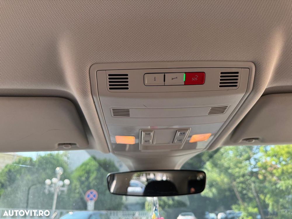Volkswagen T-Cross - 11