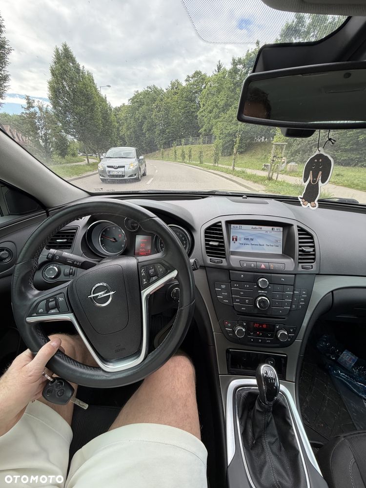 Opel Insignia - 8